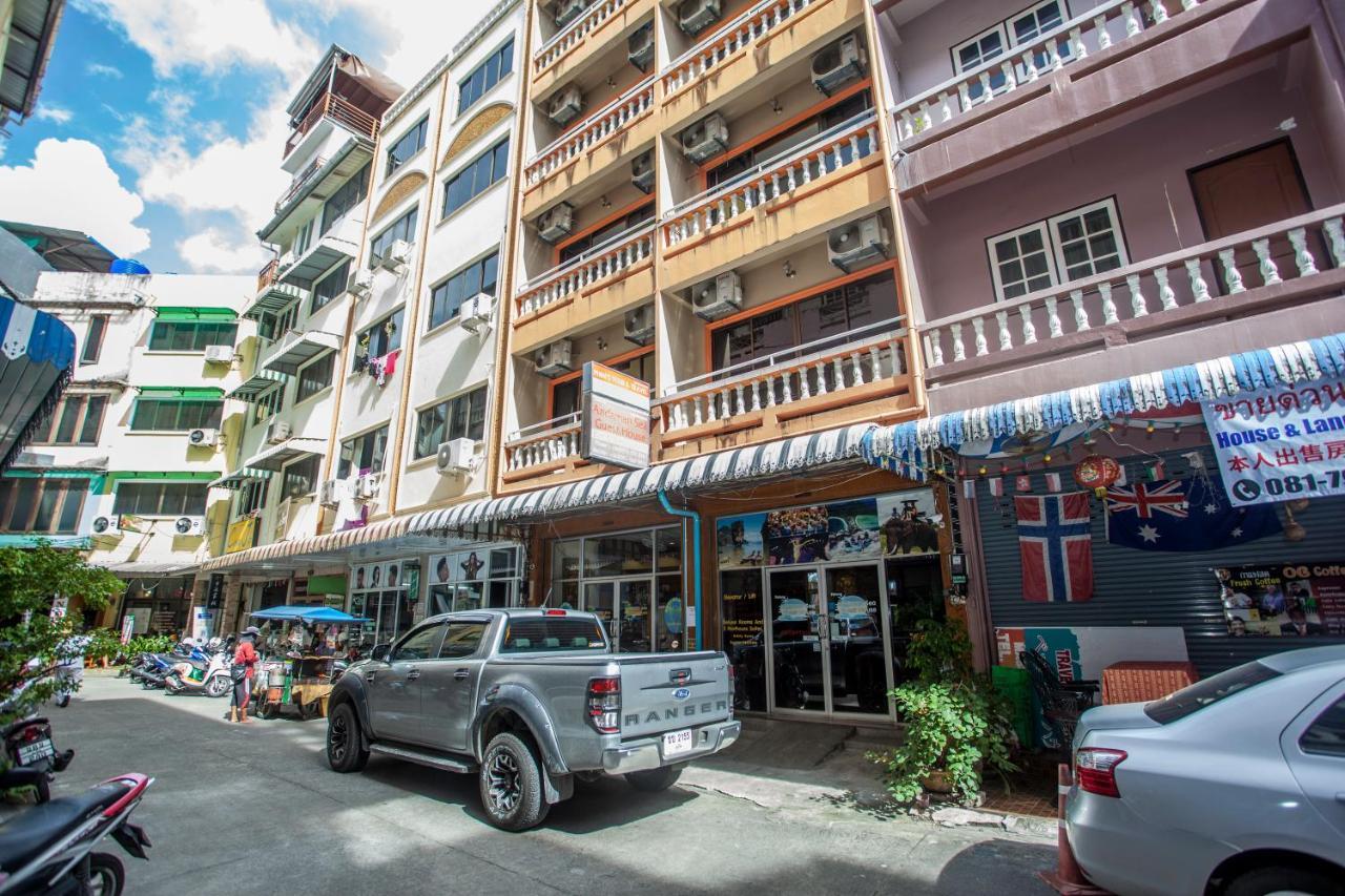 Hotel Andaman Sea Patong Esterno foto