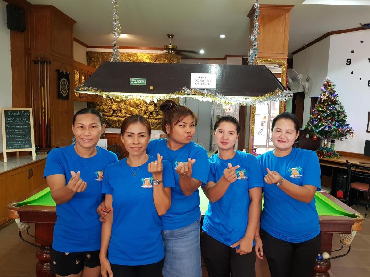 Hotel Andaman Sea Patong Esterno foto